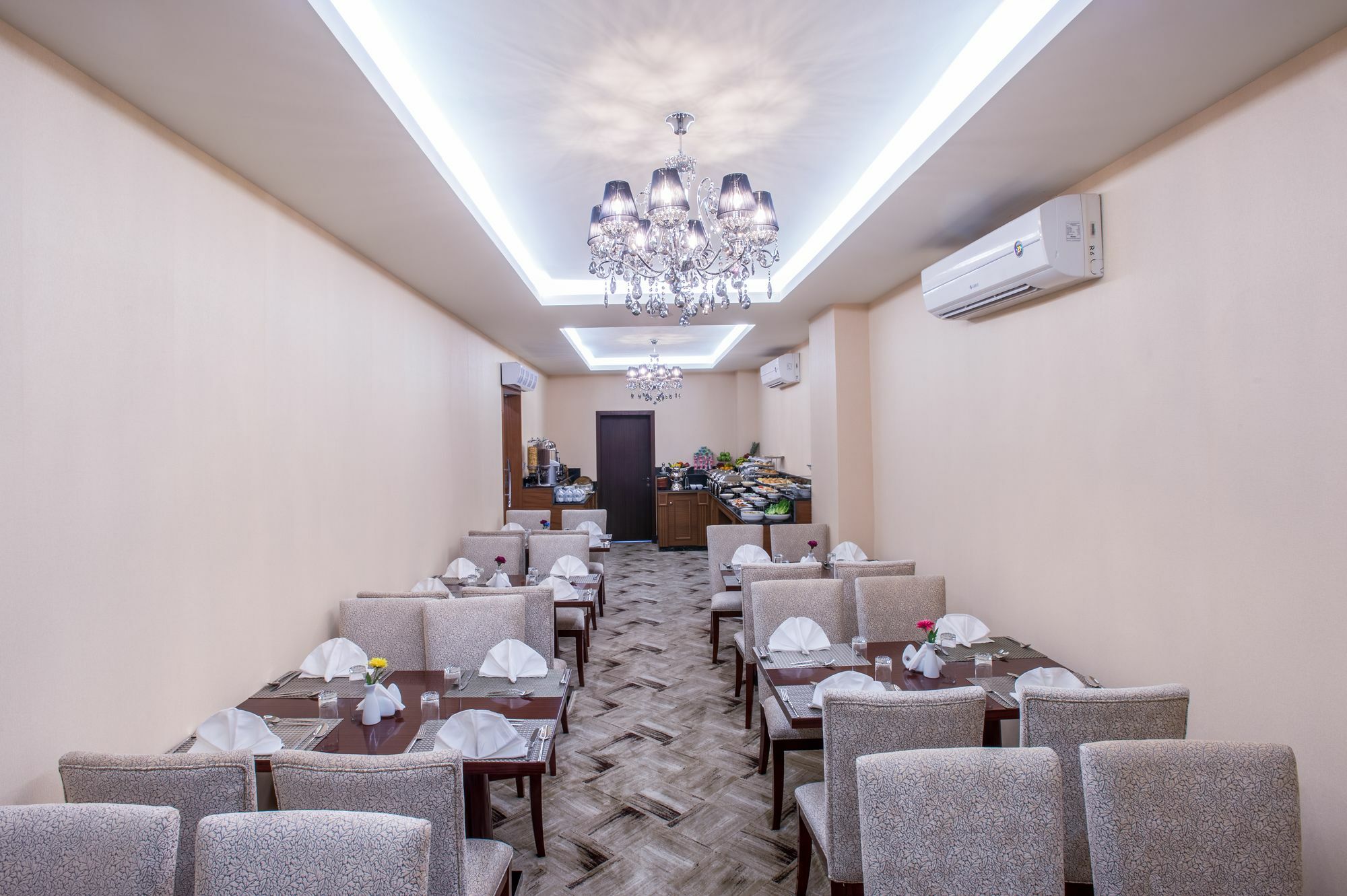Lavona Hotel Dammam Exterior photo